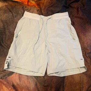 Lululemon Men’s Light Blue 7” Shorts (Size S)